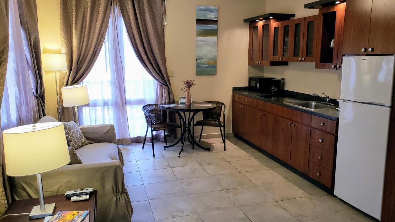Combate Beach Resort Кабо-Рохо Экстерьер фото