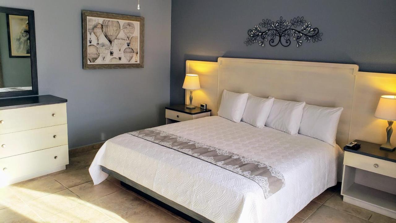 Combate Beach Resort Кабо-Рохо Экстерьер фото