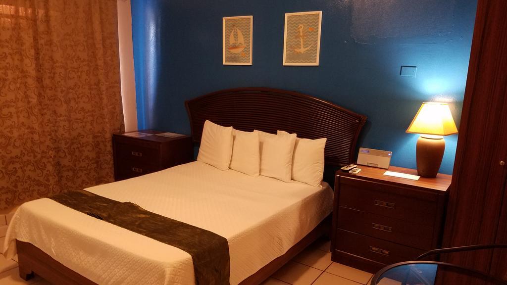 Combate Beach Resort Кабо-Рохо Экстерьер фото